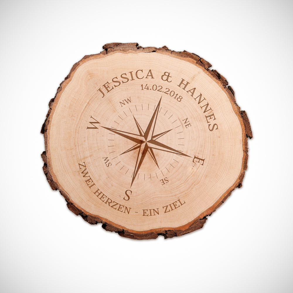 Baumscheibe mit Gravur Kompass für Paare