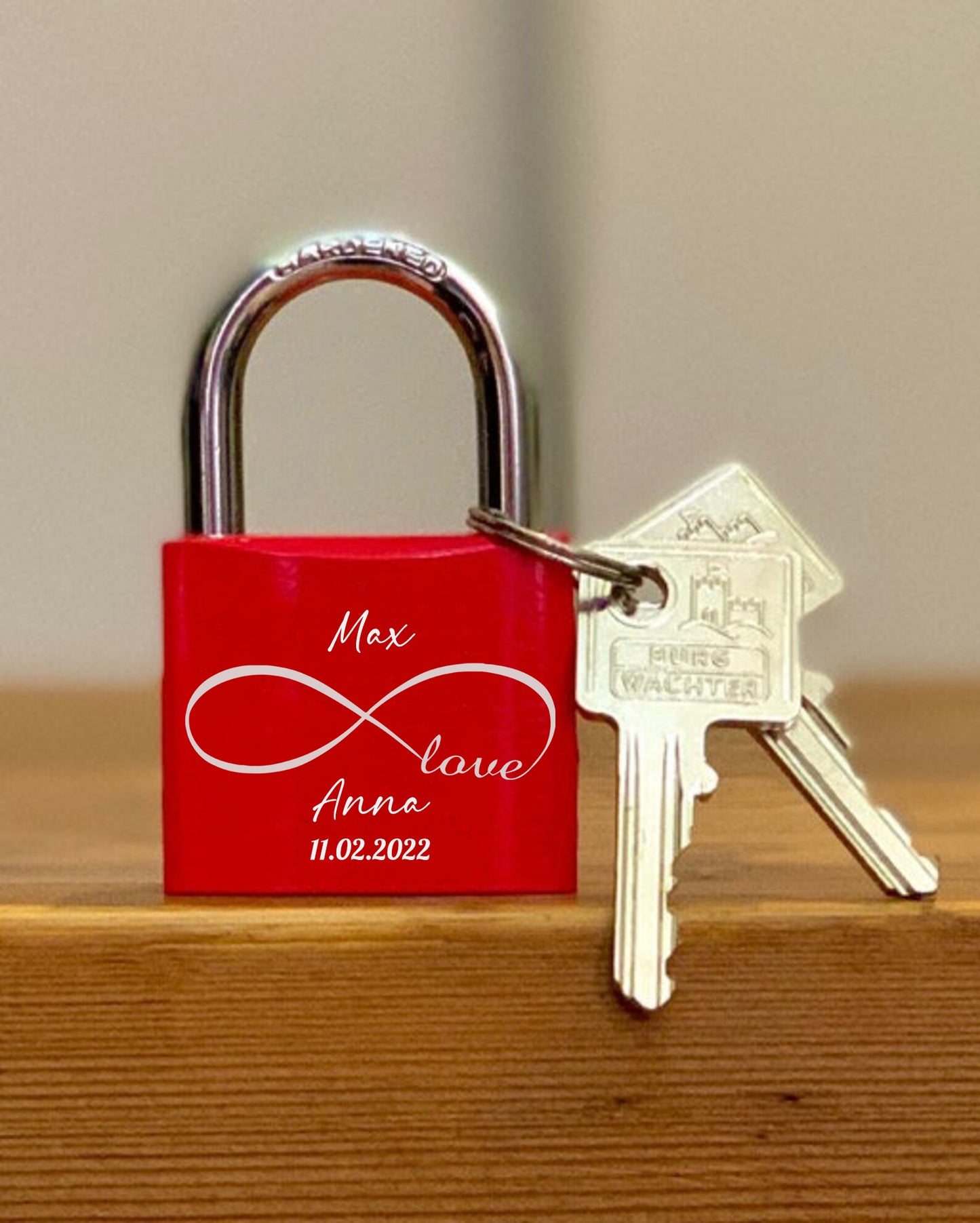 Personalisierbares Liebesschloss Rot