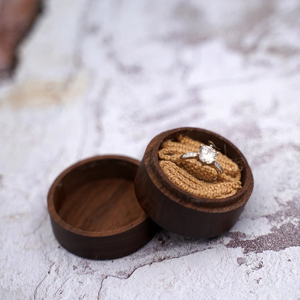 Personalisierte Runde Ring Box aus Holz